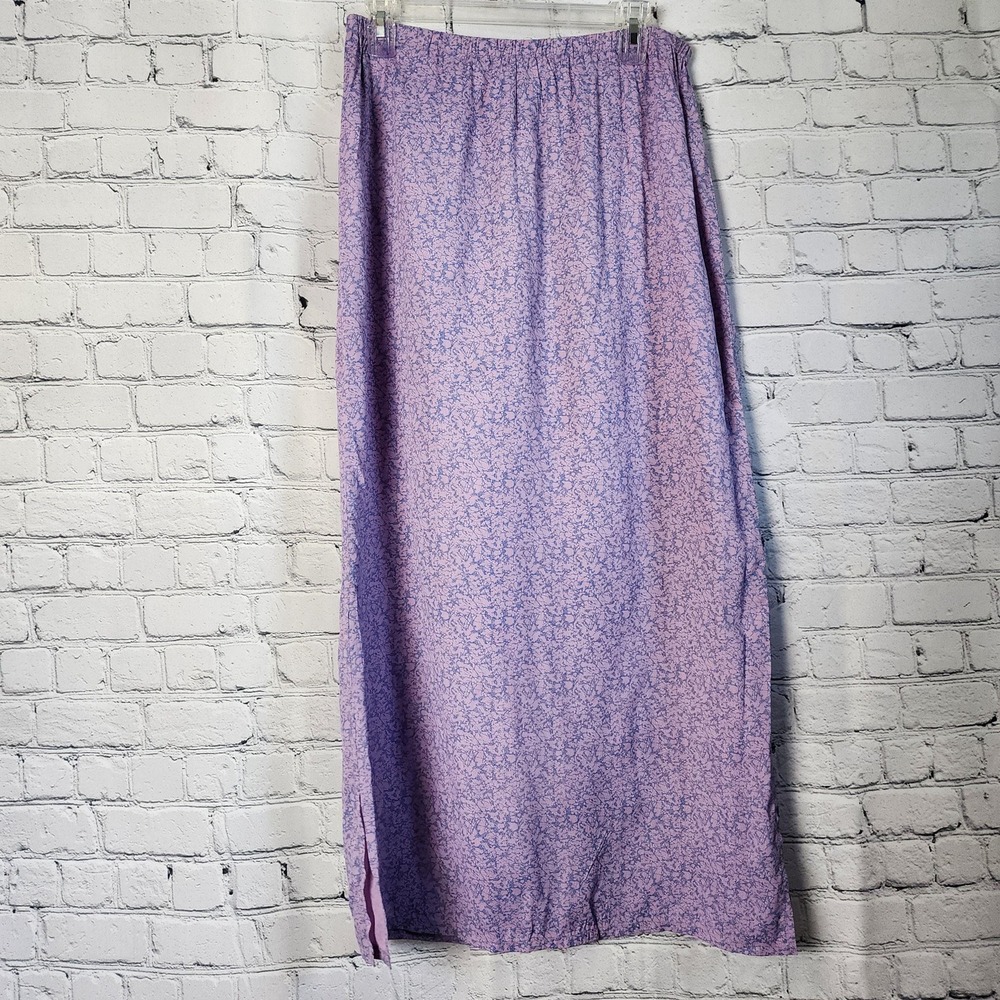 Lilac colored small pattern 90s Cherokee maxi skirt, elastic waist